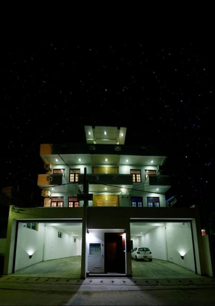 Orchidee Apartments Dehiwala-Mount Lavinia Exterior photo
